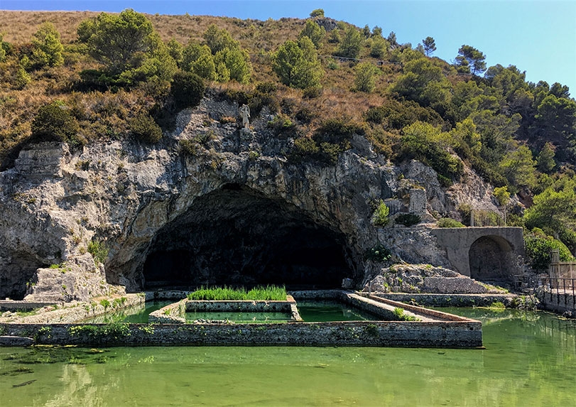 Grotta di Tiberio (Hotel)